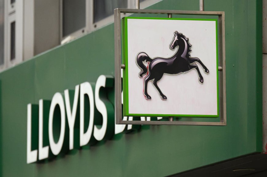 Thousands of Lloyds Banking Group staff at risk of losing jobs in push for ‘high-performance culture’