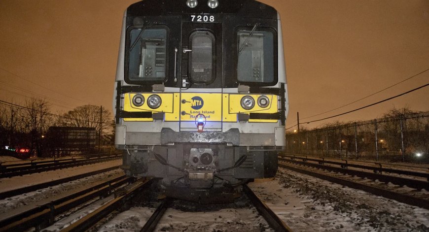 ‘We’re f–ed’: Misery awaits LIRR riders if workers go on strike