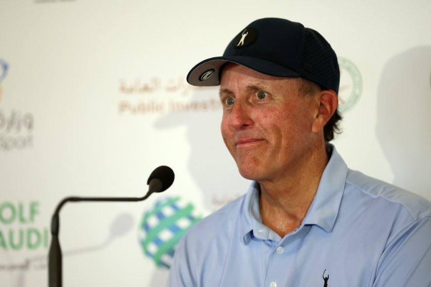 Phil Mickelson Doesn't Hold Back On Charlie Kirk's Death