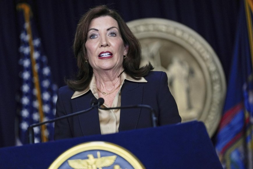 Trump pans Gov. Kathy Hochul's endorsement of Zohran Mamdani in New York City mayoral race