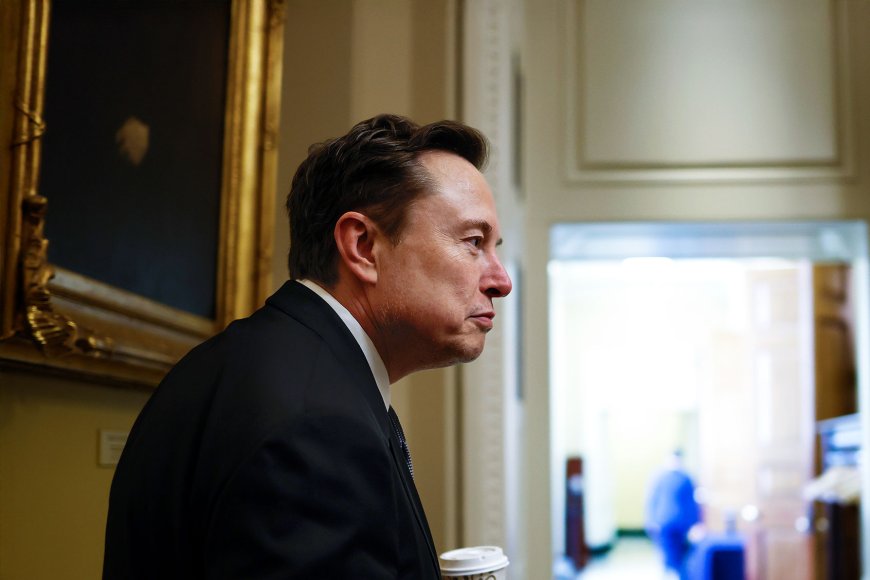 Brits condemn Musk’s “dangerous” remarks to right-wing protesters