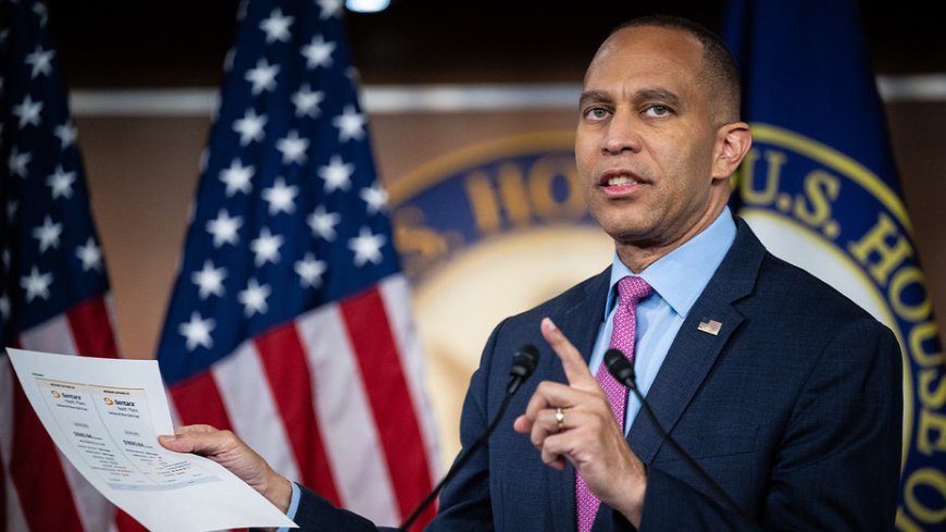 House GOP blocks Dems' military pay bill as government shutdown threatens checks