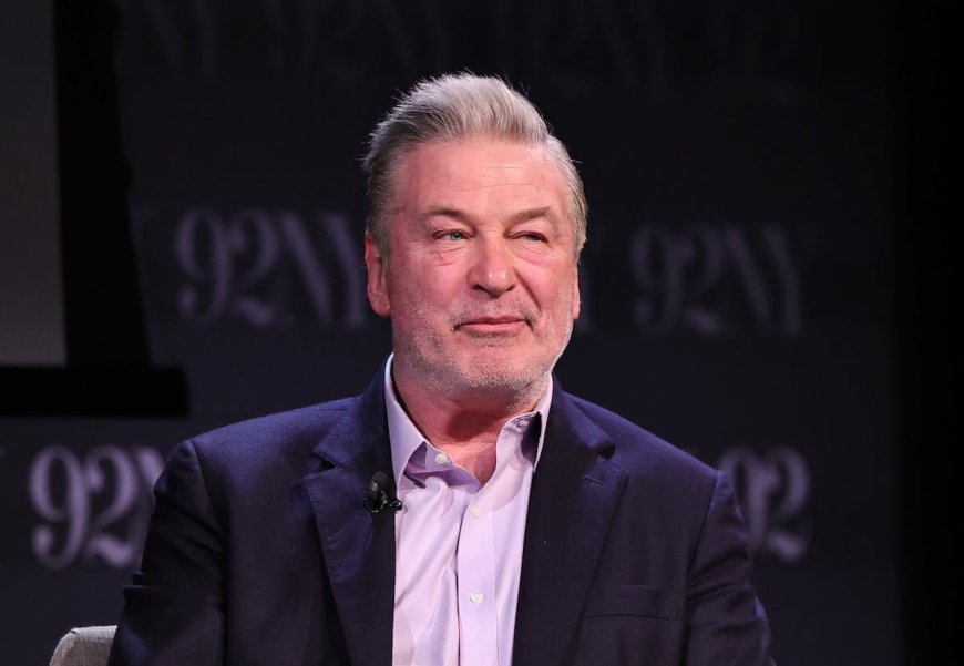 Alec Baldwin Crashes Wife’s Range Rover Into A ‘Big Fat Tree’