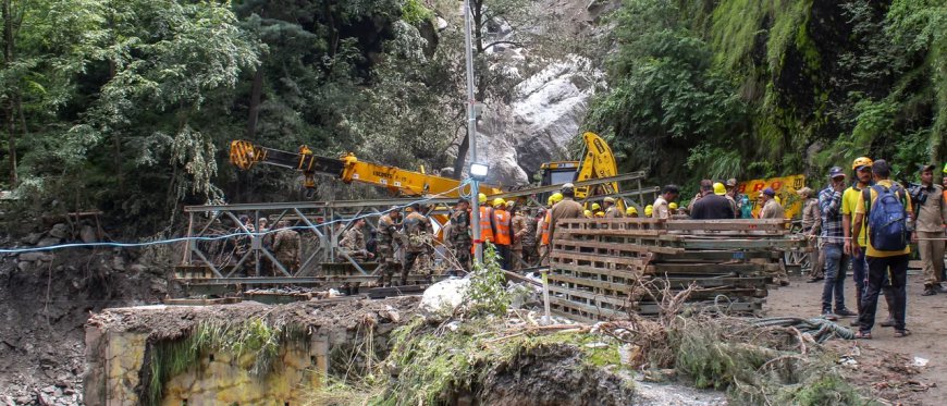 Colorado Driver Plunges 300 Feet Off ‘Treacherous’ Million Dollar Highway. Mountain Rescue Team Responds