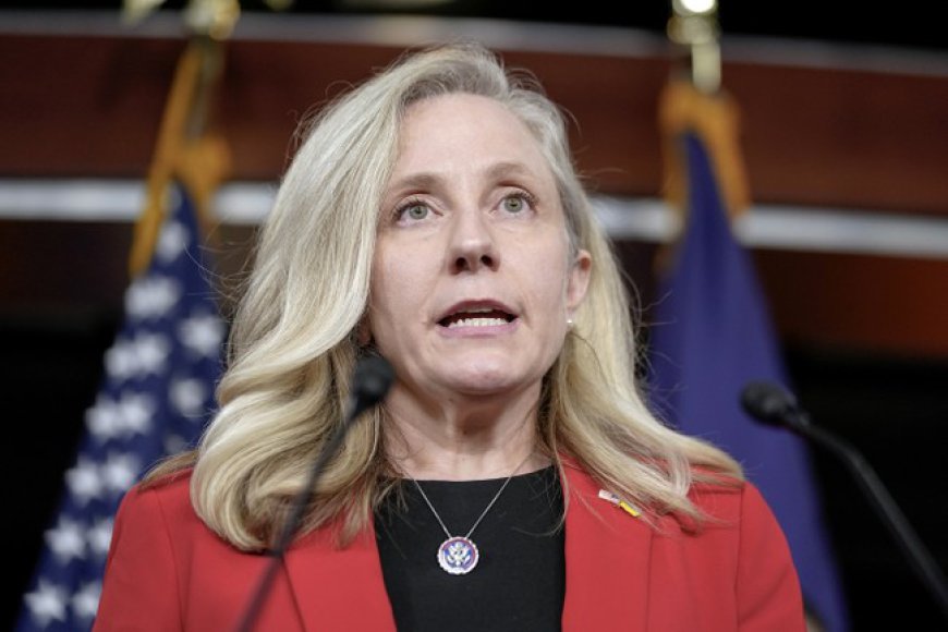 The Races in Virginia Just Got Very Interesting, and It's Time for Democrats to Panic
