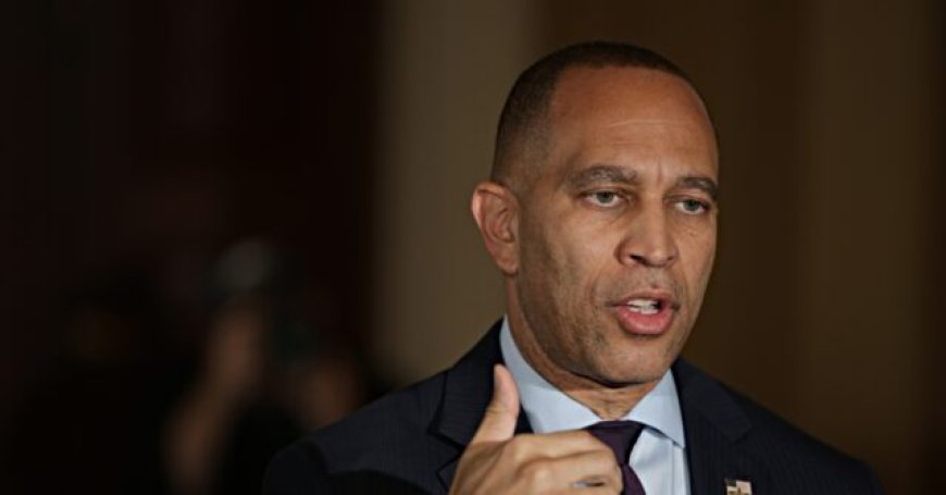 Democrat Leader Hakeem Jeffries Stands by Jay Jones: 'Appropriately Apologized for His Remarks'