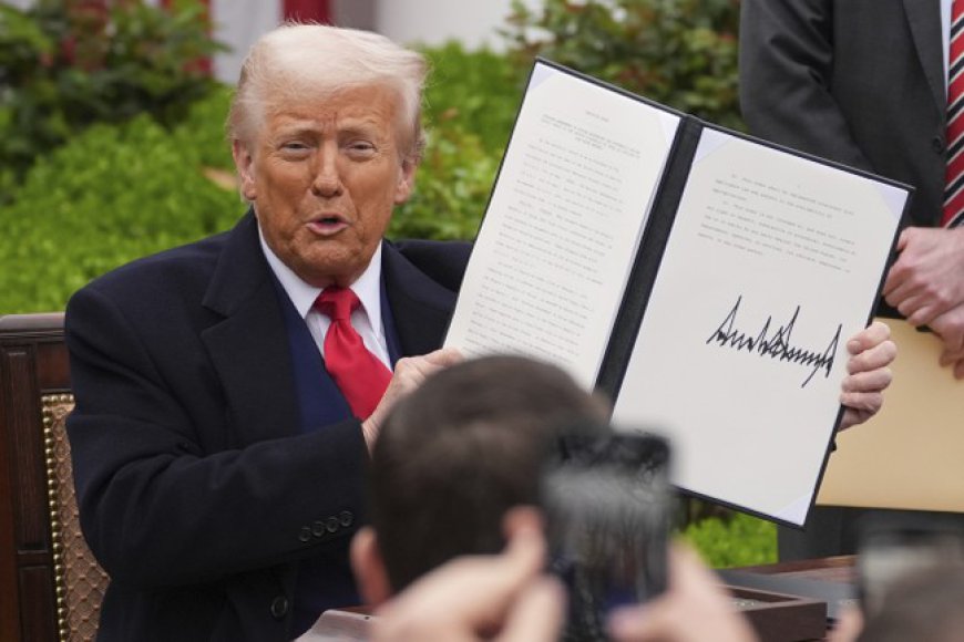 Amid Tariff Fights, Trump Now Considering Attending Supreme Court Arguments