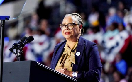 Charlotte mayor wins landslide reelection despite controversy over Iryna Zarutska’s slaying