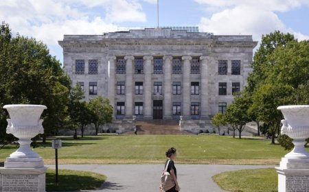 Two charged in Harvard Medical School explosion conspiracy