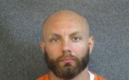 How a Walmart employee helped rescue a woman who said her boyfriend strangled her multiple times that day