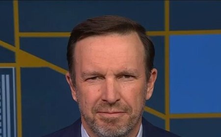 Dem Sen. Murphy: Shutdown Is GOP's Fault, Dems Should 'Keep This Fight Going'