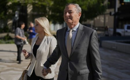 Trump pardons former lawmaker convicted in corruption probe