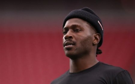 Antonio Brown ‘Hands Over the Keys’ to X Account After Arrest for Attempted Murder