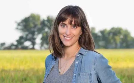 Arkansas Dem Hallie Shoffner Led Pro-Trans Parade In Peru, Derailing Moderate ‘Farmer’ Image