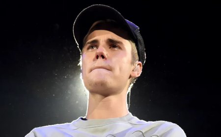 Justin Bieber Helps Man Stranded On Roadside