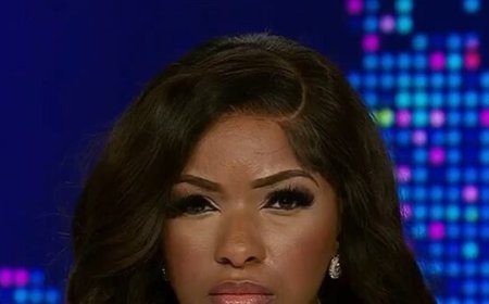 Crockett: Epstein Initiated Texts with Plaskett, He Wasn't a Federal Convict at the Time