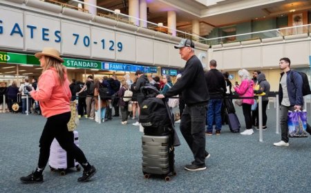 Trump official wants us to dress with 'respect' on planes. What does that mean, exactly?