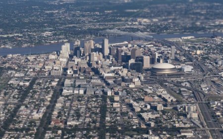 New Orleans braces for arrival of federal troops in immigration crackdown