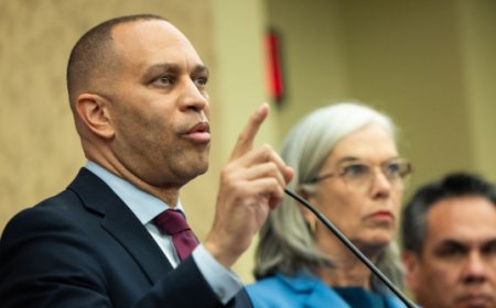 DNC Takes Out $15 Million Loan During Donation Shortfall as Midterms Approach