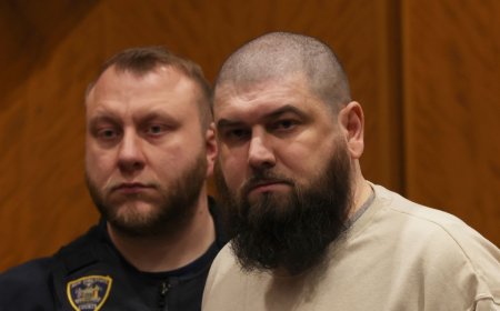 Family of NYC bartender stabbed to death in ‘gut-wrenching’ attack rips ‘coward’ boyfriend at his sentencing