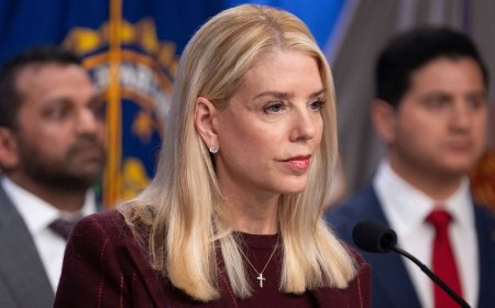 Republicans frustrated with Bondi over Epstein, Comey ‘messes’ at DOJ