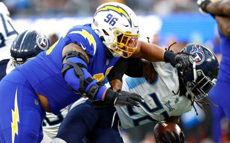 LSU national champion Breiden Fehoko retires from NFL at 29