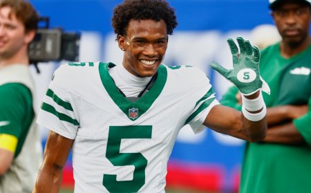 Celebs dish on what they’re grateful for this Thanksgiving