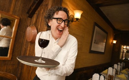 Popular influencer, The Bitchy Waiter, dishes on his craziest stories working in NYC restaurants — including the worst tip he ever received