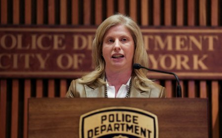 NYPD Commissioner Jessica Tisch apologizes to famed synagogue’s congregants for botched response to antisemitic protest