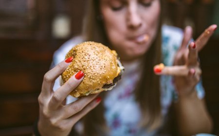 Young adults may be especially prone to overeating ultra-processed foods, study finds