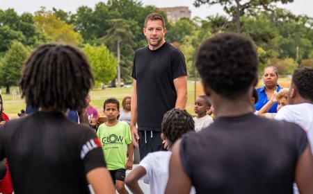 NBA Champ Hosts Basketball Clinic with Youth in Forest Park