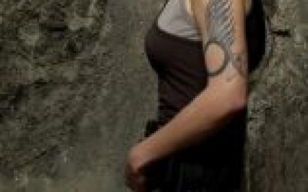 The Mandalorian’s Katee Sackhoff Has Found The Way… to DFW