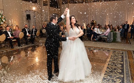 A Bride’s Guide To Preparing For, or Incorporating, Winter in Your Wedding