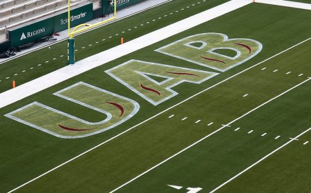 UAB players take field hours after stabbing incident leaves two hospitalized