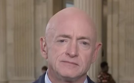 Kelly: Legality of Trump's Drug Boat Strikes 'Questionable at Best'