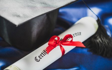 RoDina Williams Becomes First Black Illinoisan To Earn A Doctorate In Clinical Laboratory Science