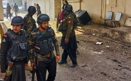 Suicide bombers strike security force headquarters in northwestern Pakistan