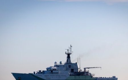 UK Navy Intercepts Russian Corvette and Tanker After Pass Through English Channel