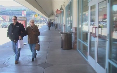 Tanger Outlets open early on Black Friday