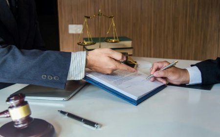 How Jeremy Boyle at Summit Law LLP Helps Secure Assets in Litigation