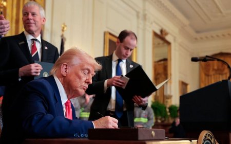 Trump Signs Order Launching ‘Manhattan Project’ For Artificial Intelligence