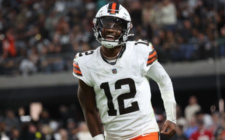 President Trump Gives Shedeur Sanders Rave Review After First Start