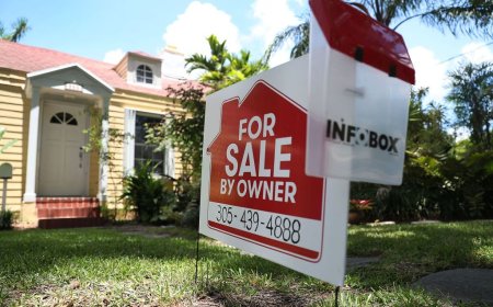 Sellers taking homes off the market at fastest pace in nearly a decade