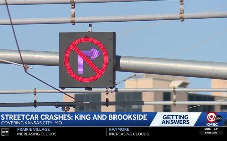 Crashes involving streetcars at same Kansas City intersection raising some concerns