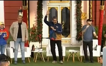 Maduro Is a Mustachioed Turkey With Bird Flu (and Deserves No Pardon)