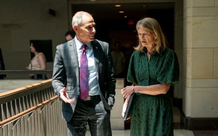 GOP senators defend Kelly amid ‘illegal orders’ video probe