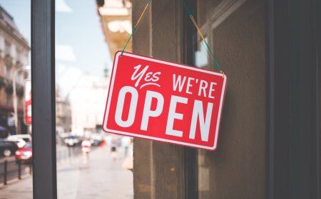 Last minute shopping? Here’s which stores will be open on Thanksgiving Day 2025