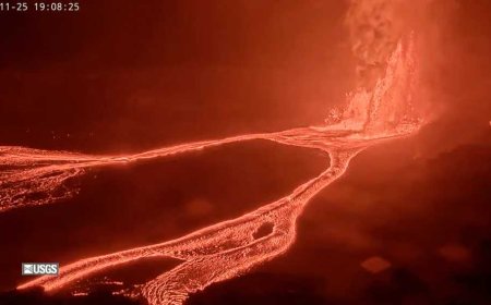 Kilauea displays lava fountains for the 37th time since its eruption began last year