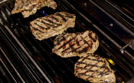 Thanksgiving Is Dying, One Turkey-Free Dinner At A Time