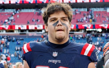 Patriots place star offensive player on IR with knee injury ahead of stretch run